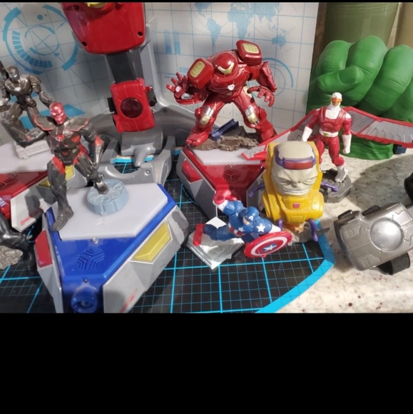 MARVEL Playmation Games Interactive Play Lot - Picture 4 of 11
